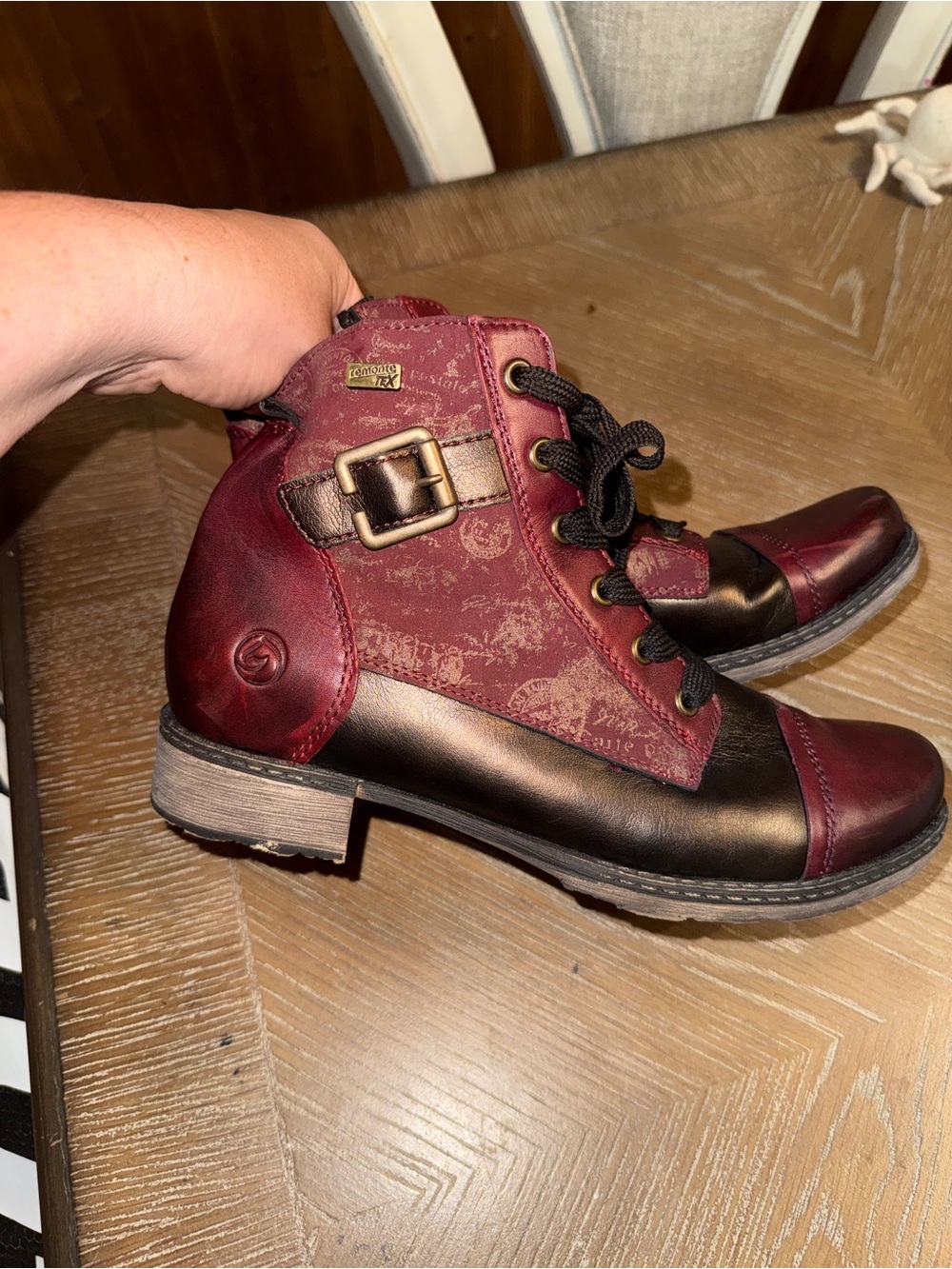 REMONTE Burgundy Leather WEATHERPROOF  Ankle Boots Women’s Size 7.5